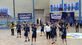 پیروزی شیرین تیم هندبال پیکان سبزوار در مقابل گیتی‌پسند اصفهان/ عکس: امیرحسین ابراهیمی
